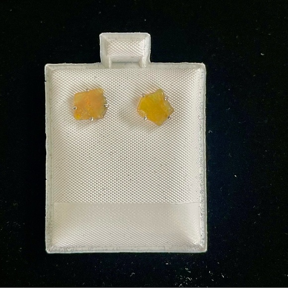 Sterling silver one of a kind rough Ethiopian Opal earrings - Picture 1 of 6